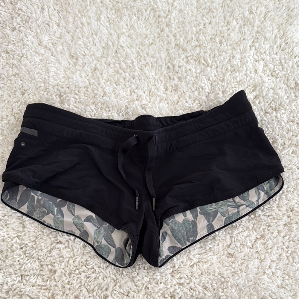 Lululemon reversible Black Women's swim Shorts